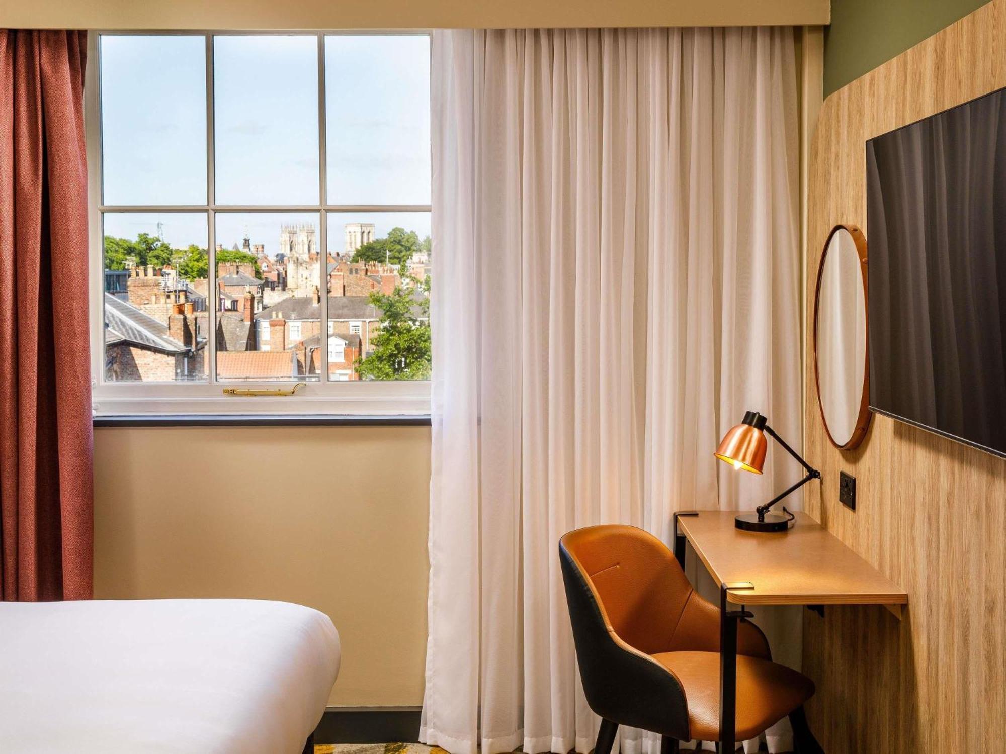 Ibis Styles Centre Йорк